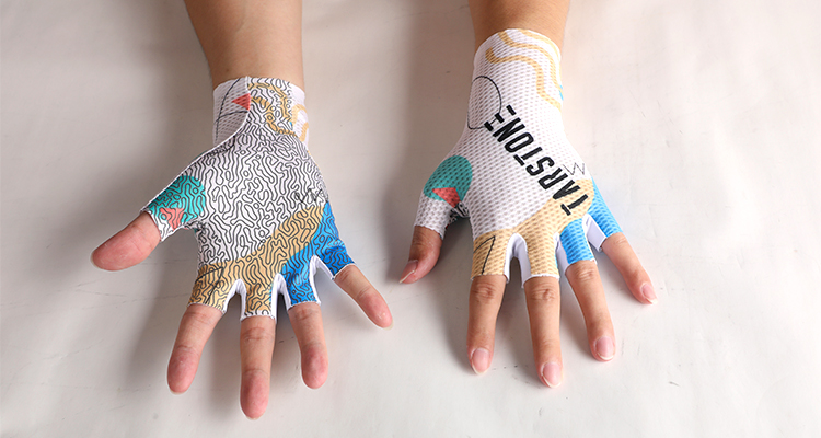 warmest cycling gloves